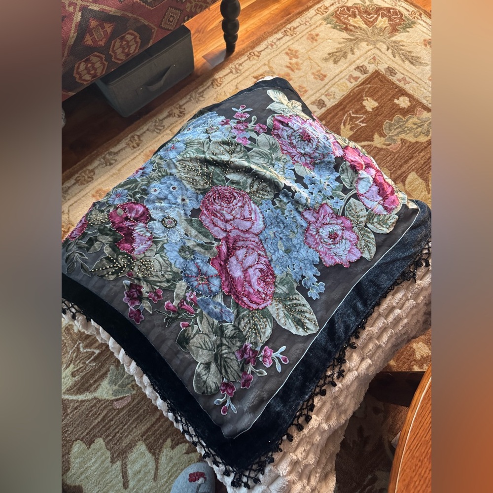 Anthropologie Wedding/BHLDN Pavlova Butnout Velvet Wrap - Picture 2 of 11